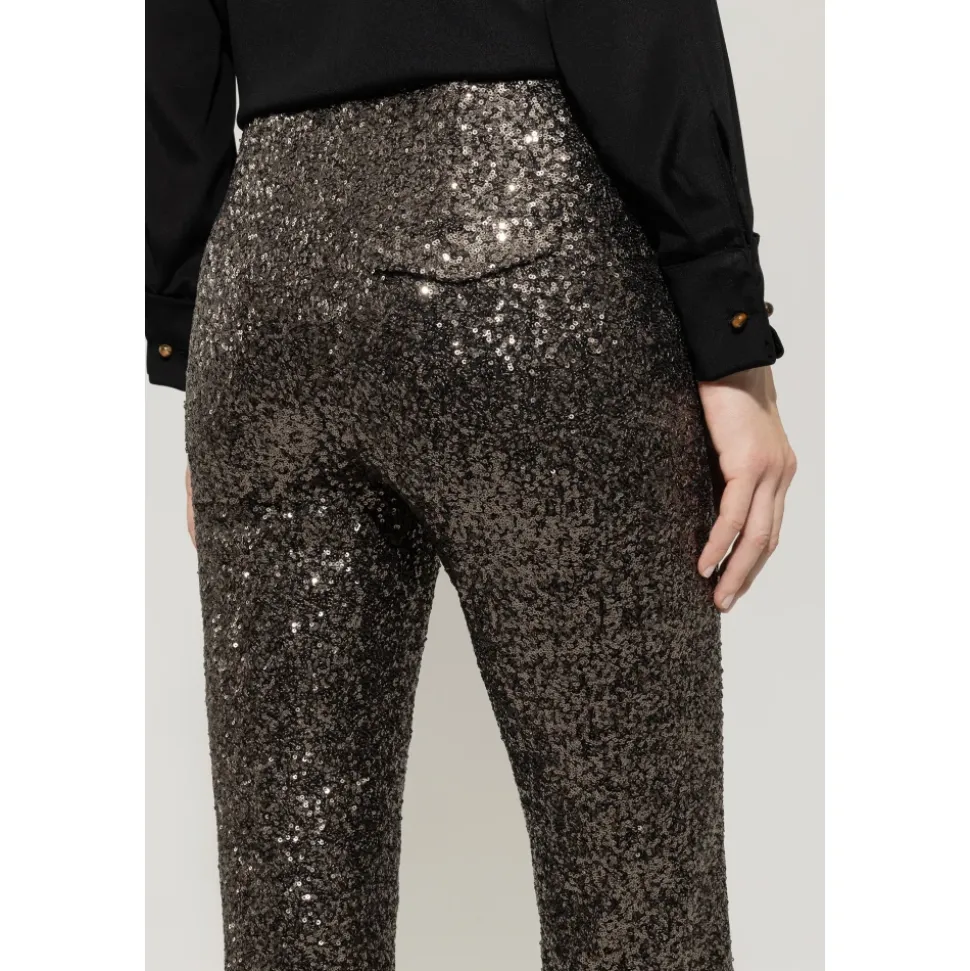 Ausgestellte Hose mit Pailletten