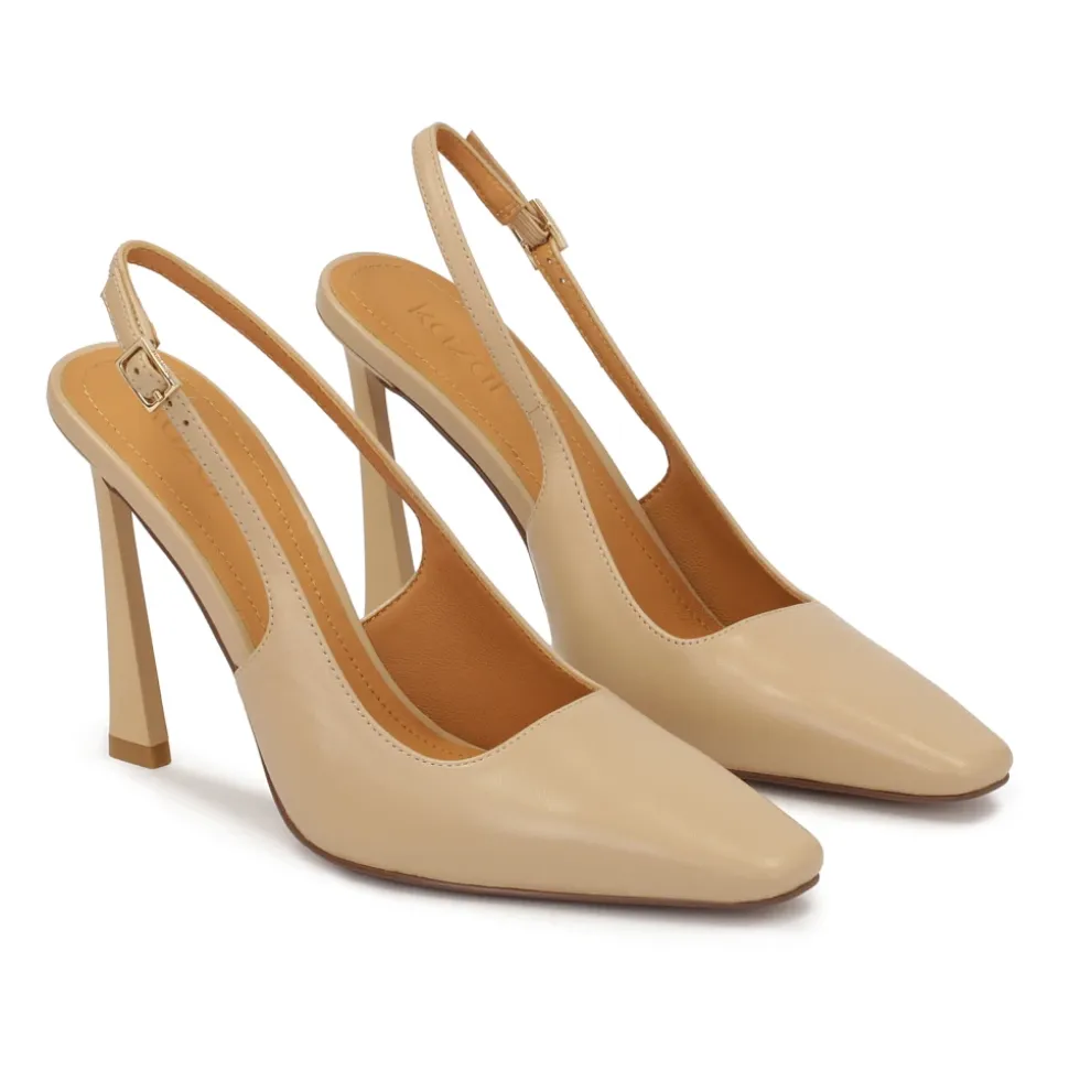 Beige Pumps mit einzigartigem Absatz