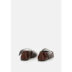 Beryl Ballerinas