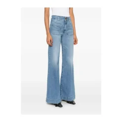 Blaue Jeans mit Knöpfen vorne