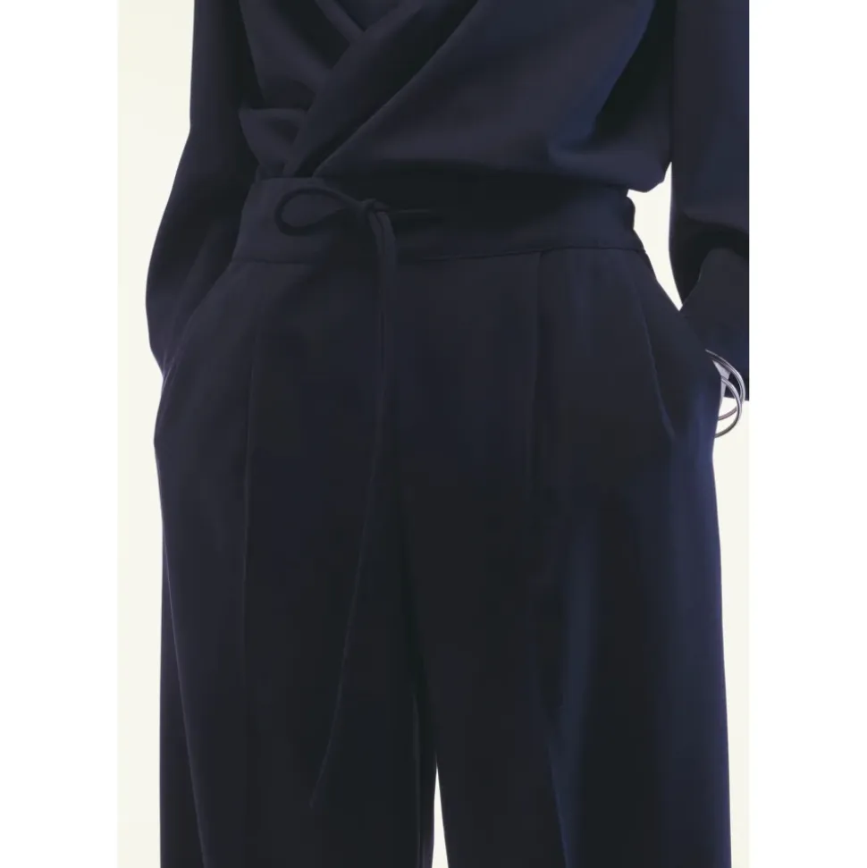 Blaue Wollweite Hosen