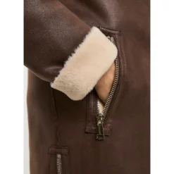 Brauner, wendbarer Shearling-Longmantel in Lederoptik