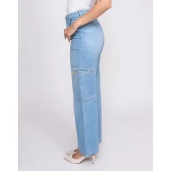 Cargo-Jeans mit Maxi-Taschen und Schmuckdetails