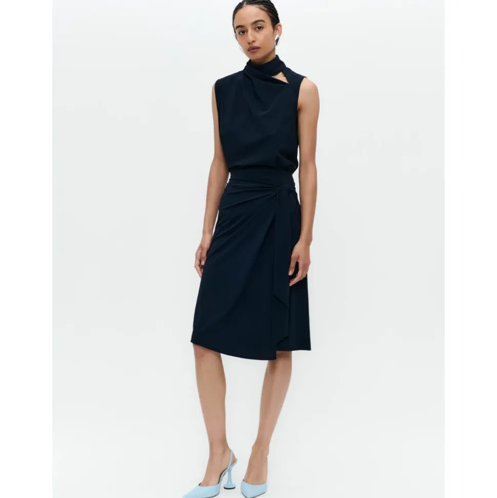 Eleganter Midi-Wickelrock