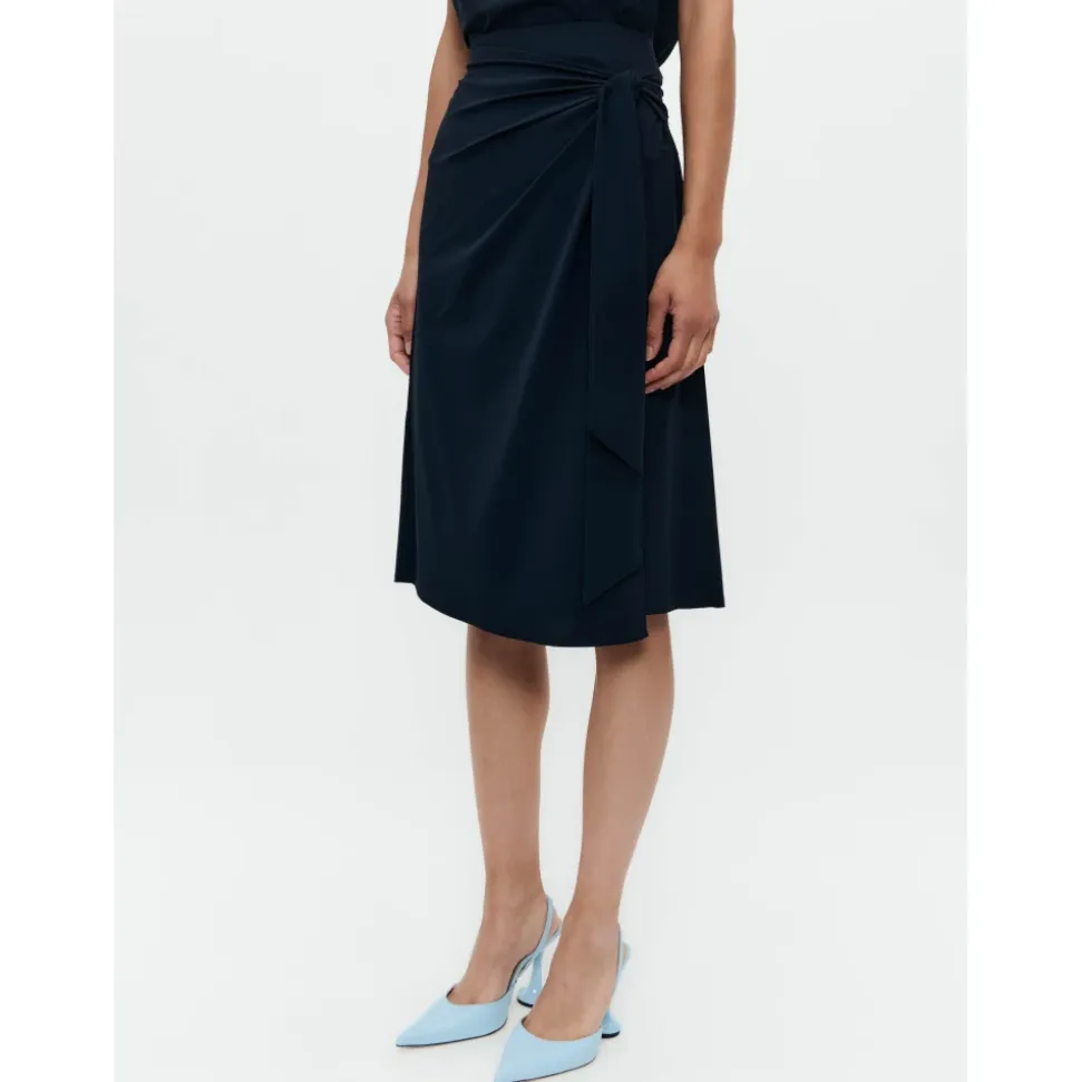 Eleganter Midi-Wickelrock