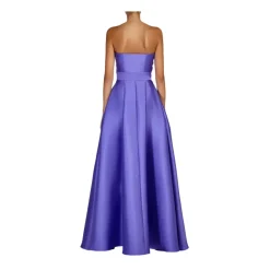 Elegantes Langes Lila Kleid