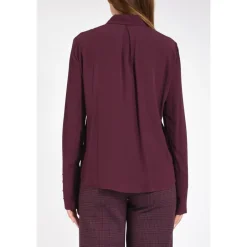 ESSENTIAL Fluid Viscose Shirt