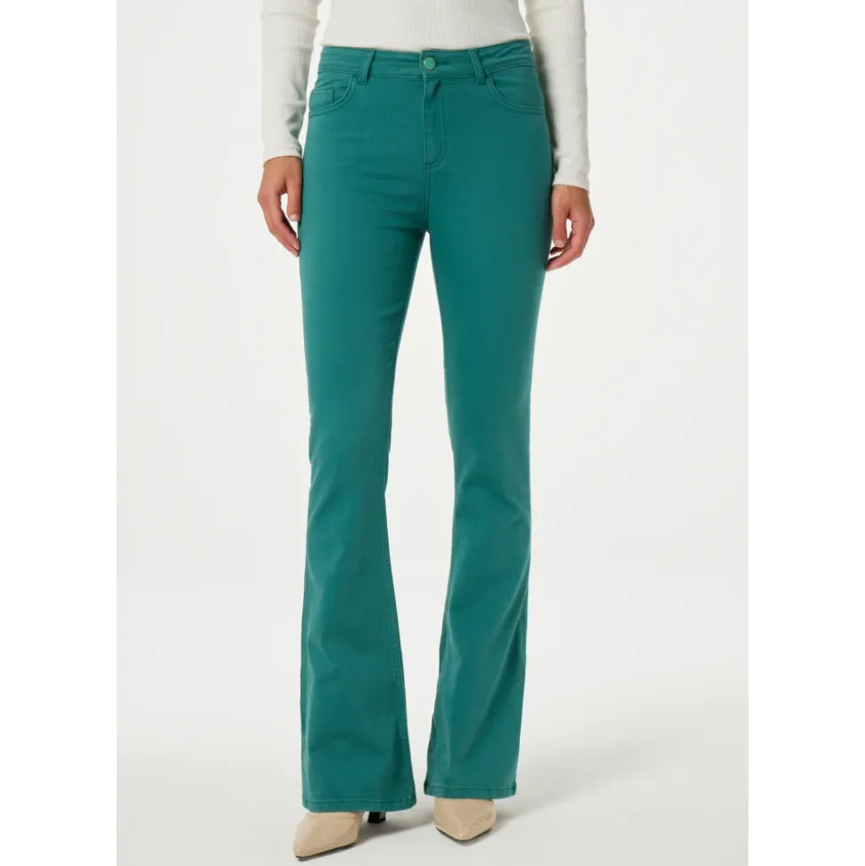 Eva Schlagjeans