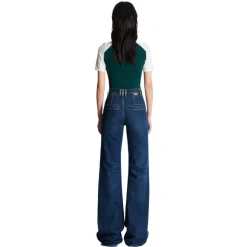 Flared Jeans aus Denim