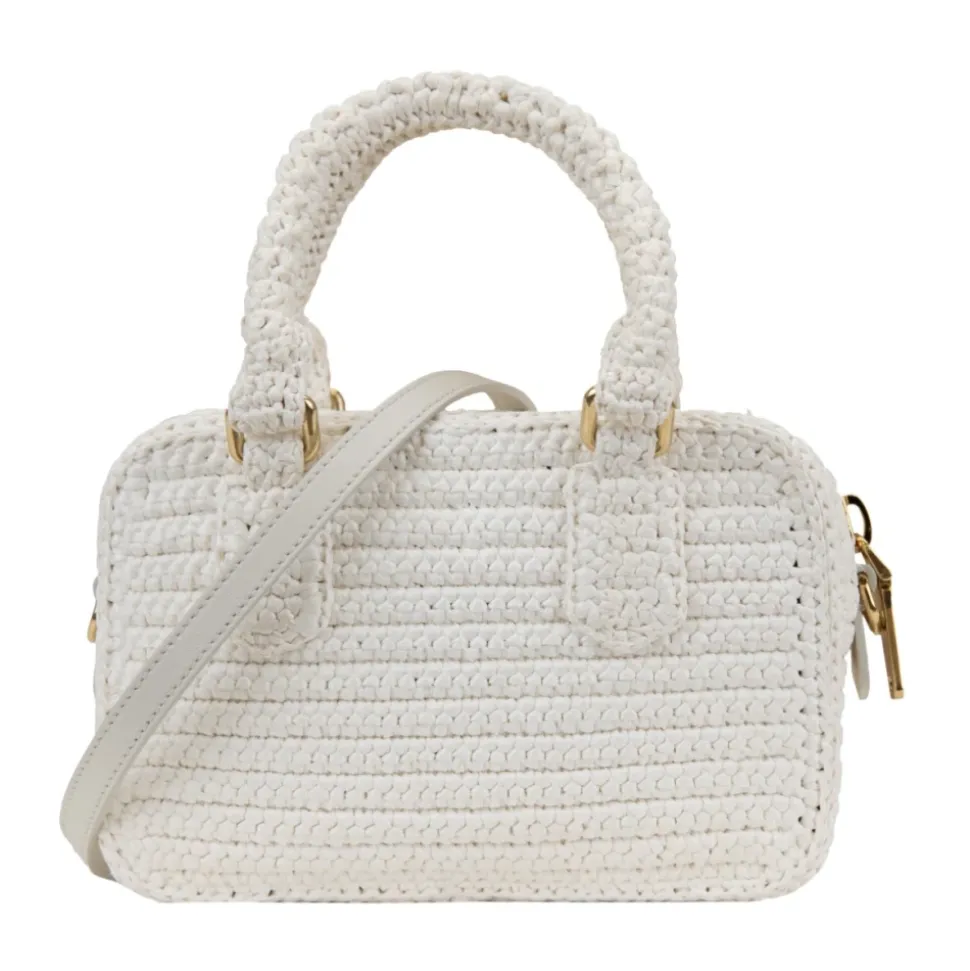 Gehäkelte Schultertasche mit Lederdetails