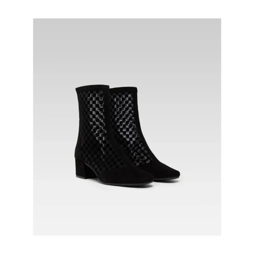 H25 Boots