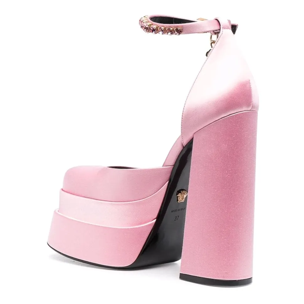 High Heels Medusa