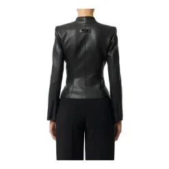 Jacke mit Schmuckverschlüssen
