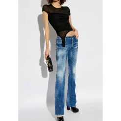 Jeans mit mittlerer Bundhöhe und Schlag
