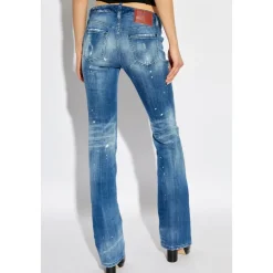Jeans mit mittlerer Bundhöhe und Schlag