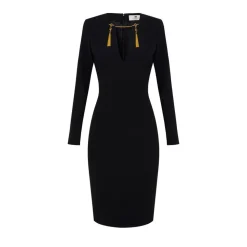 Kleid aus leichtem Crêpe-Stoff mit Schmuckkette