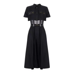 Kleid aus Voile- und Tüllstoffen
