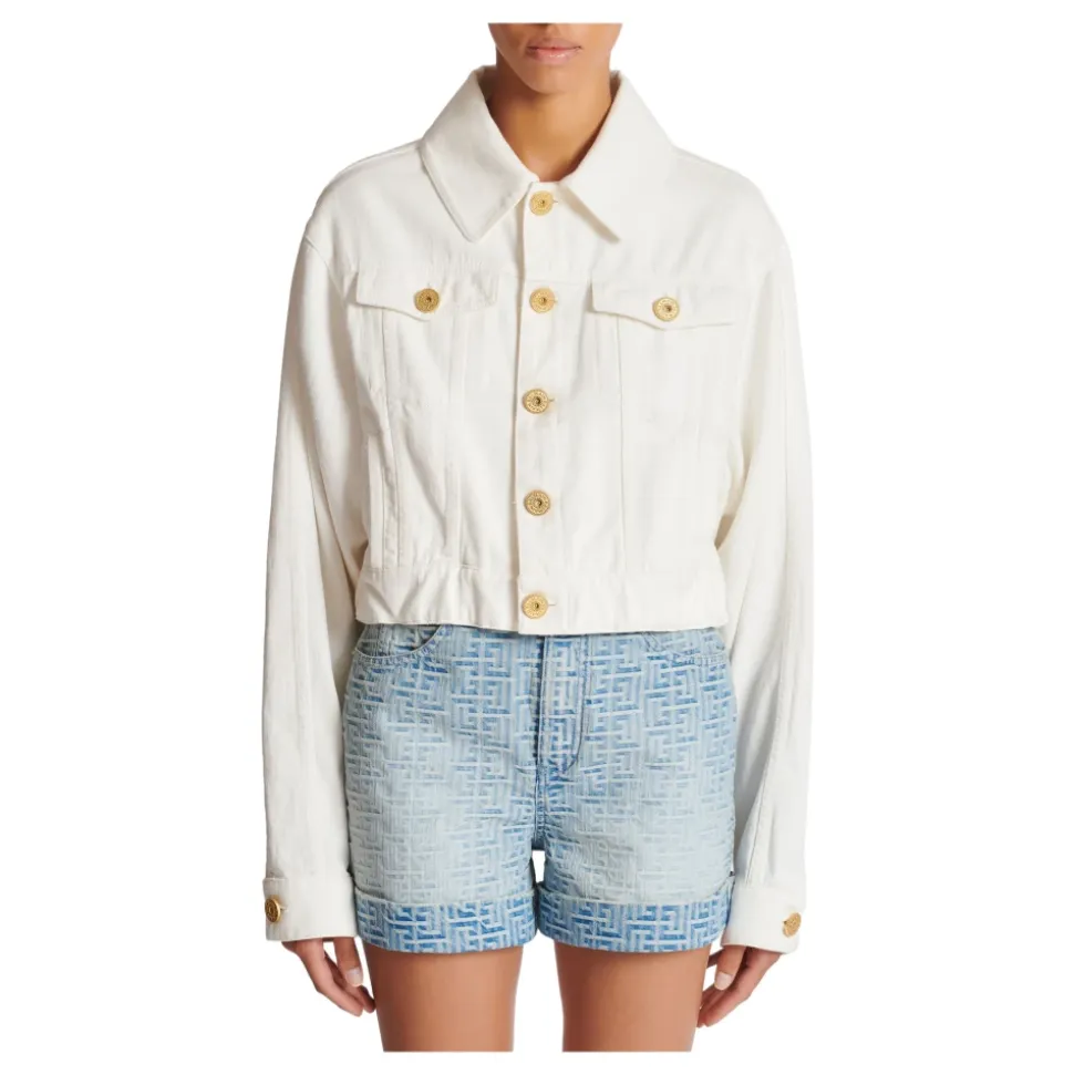 Kurze Jacke mit Knöpfen
