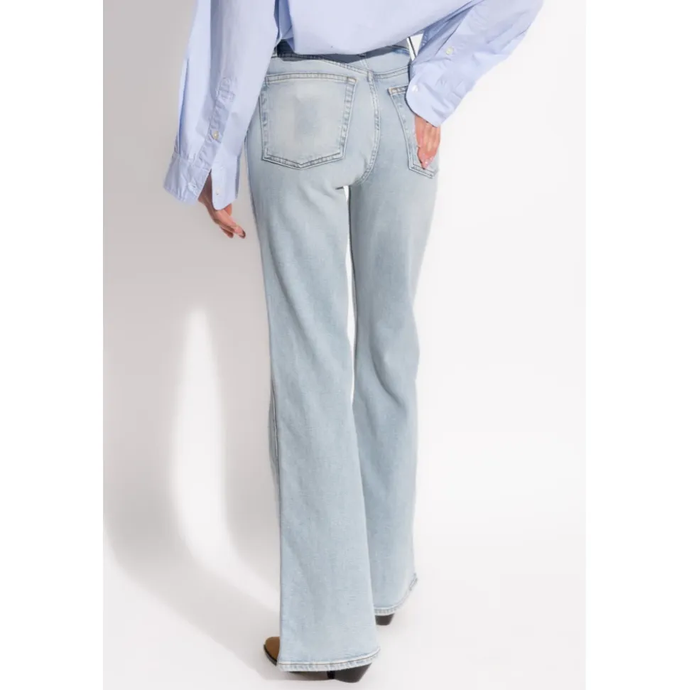 Levis