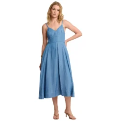 Lässiges ausgestelltes, langes Kleid