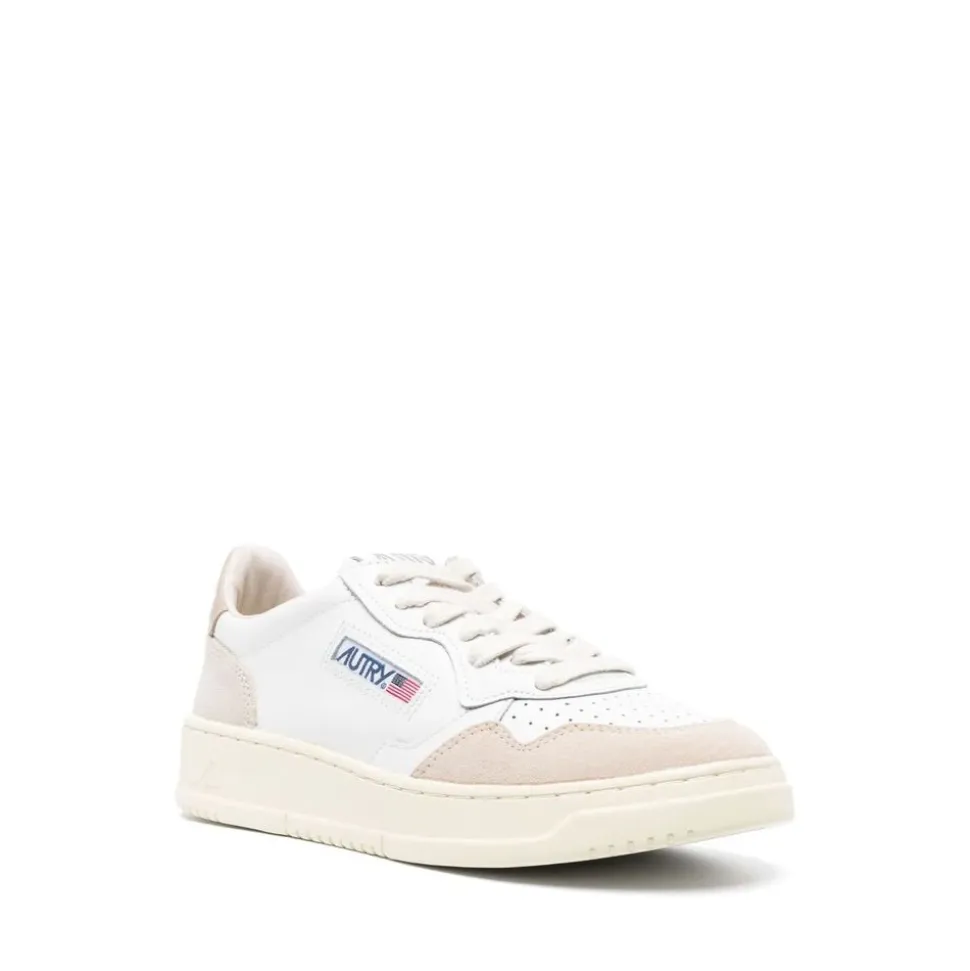 Medalist Low Sneaker