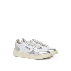 Medalist Low Sneaker