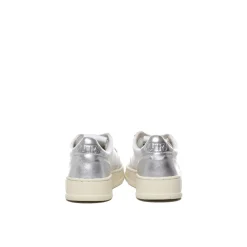 Medalist Low Sneaker