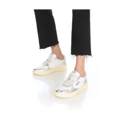 Medalist Low Sneaker