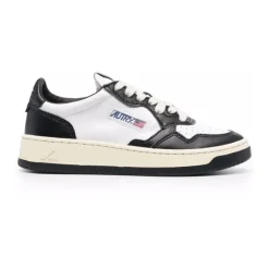 Medalist Low Sneaker