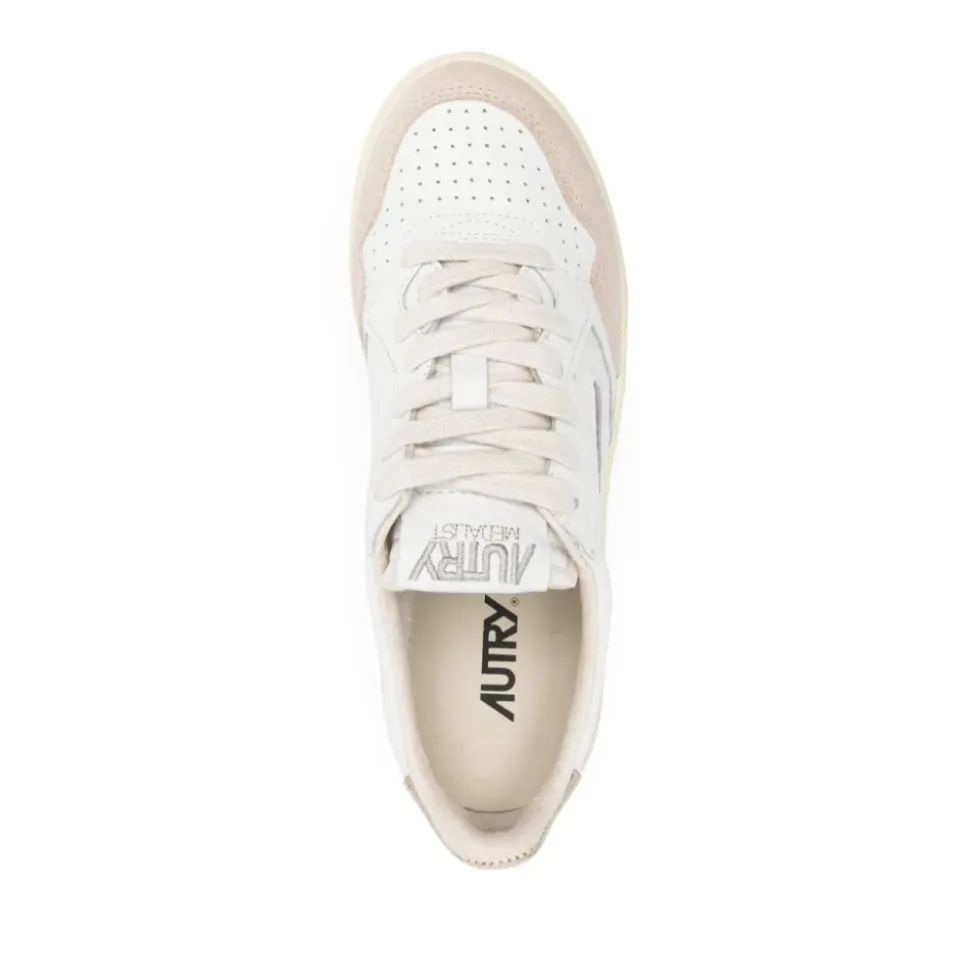 Medalist Low Sneakers