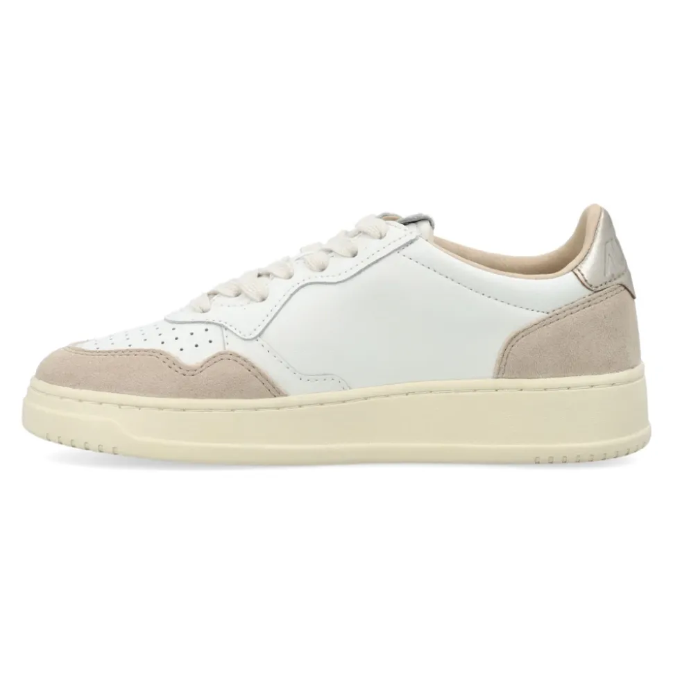 Medalist Low Sneakers