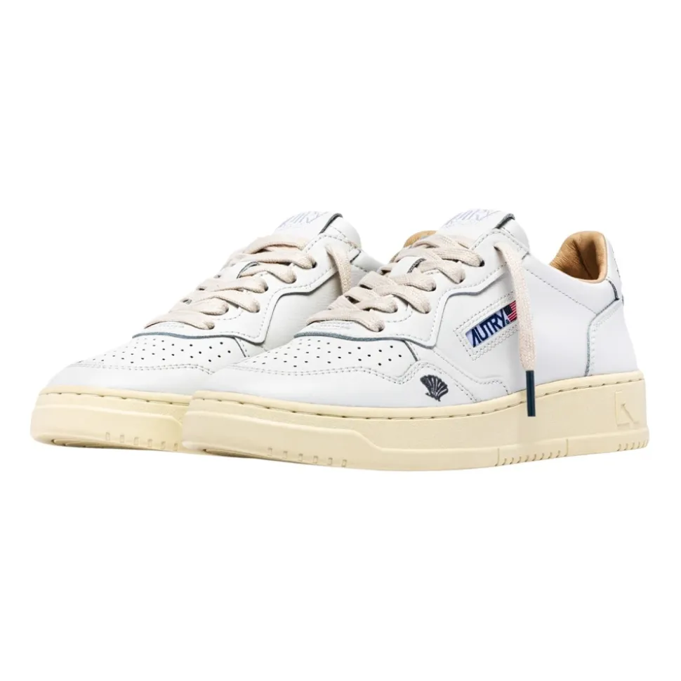 Medalist Low Sneakers
