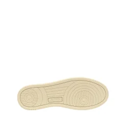 Medalist Low Sneakers