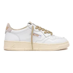 Medalist Low Sneakers