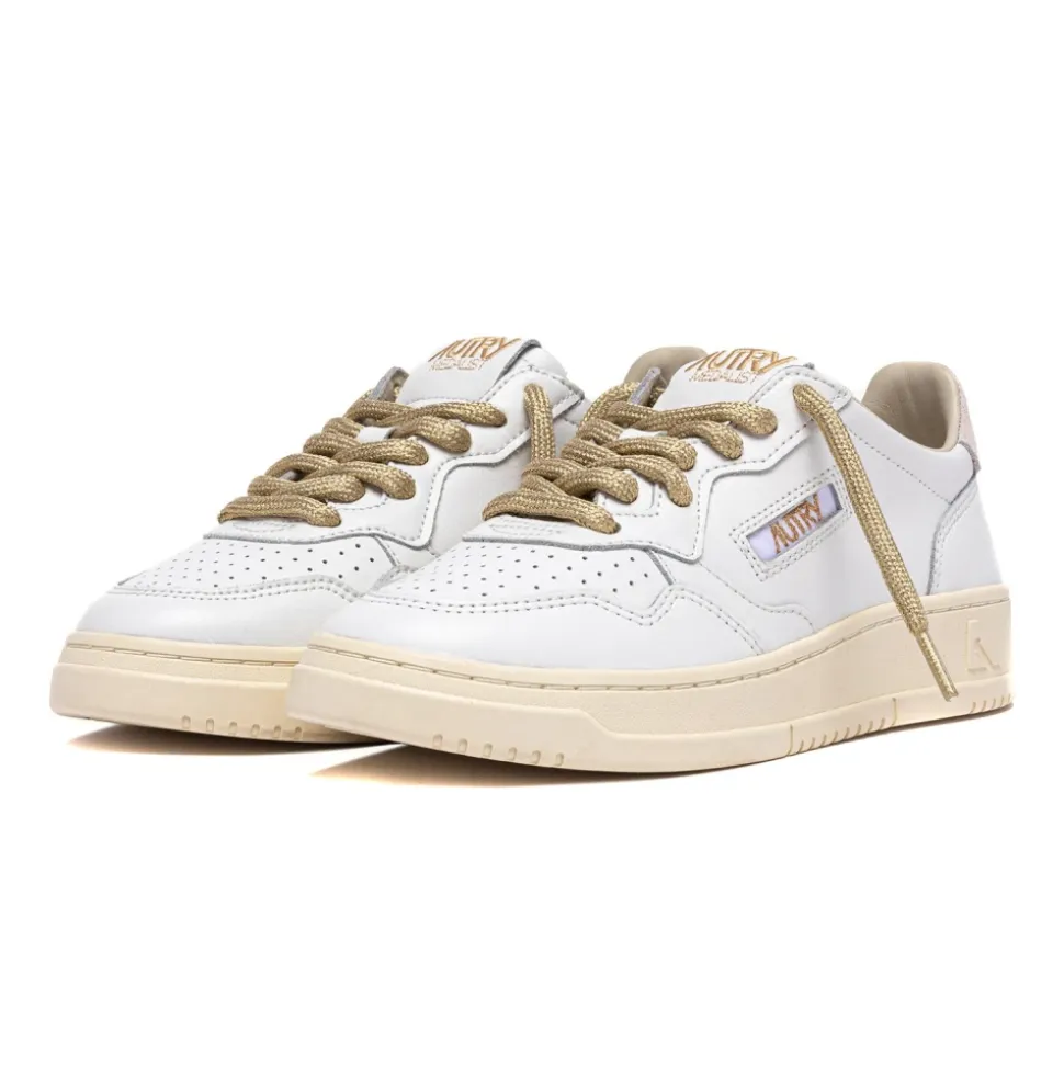 Medalist Low Sneakers