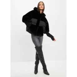 Oversized Jacke aus Kunstpelz