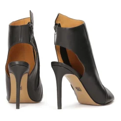 Peep Toe Stiefeletten.Dieses Produkt fällt klein aus.