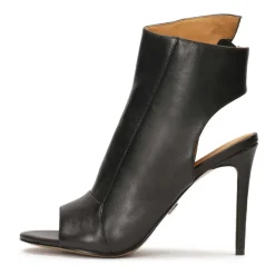 Peep Toe Stiefeletten.Dieses Produkt fällt klein aus.