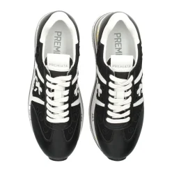 Perforierte Lace Sneakers mit Plateausohle