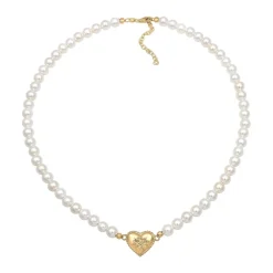 Perlenkette mit Herzanhänger und Edelweiß-Motiv