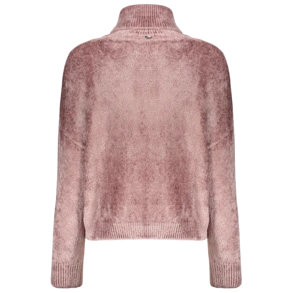 Pullover mit hohem, elegantem Kragen