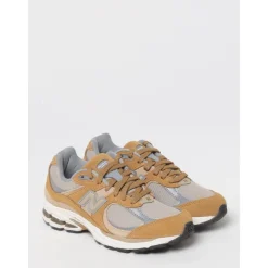 2002R Protection Pack Sneakers