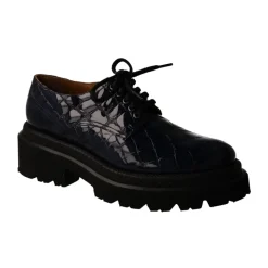 Schnüre Schuhe