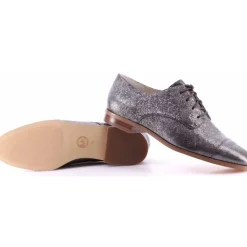 Schnürschuhe