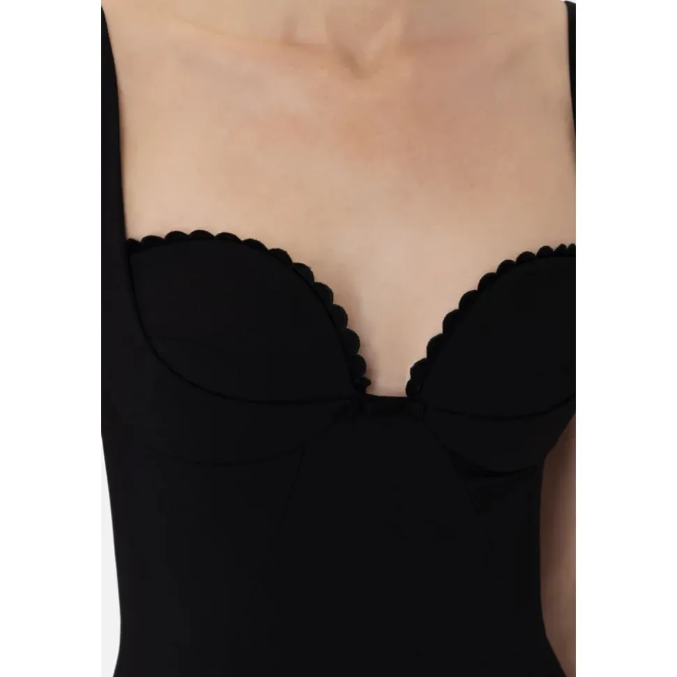 Schwarze Kleider für Frauen