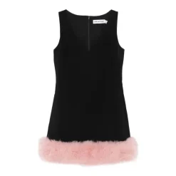 Schwarzes A-Linien-Kleid mit V-Ausschnitt