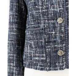 Stilvolle Knopfjacke
