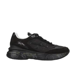 Stylische Moerund Sneakers