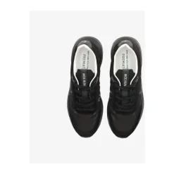 Stylische Moerund Sneakers