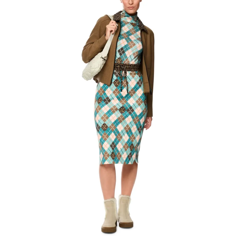 Tailliertes Langarmshirt mit Rollkragen